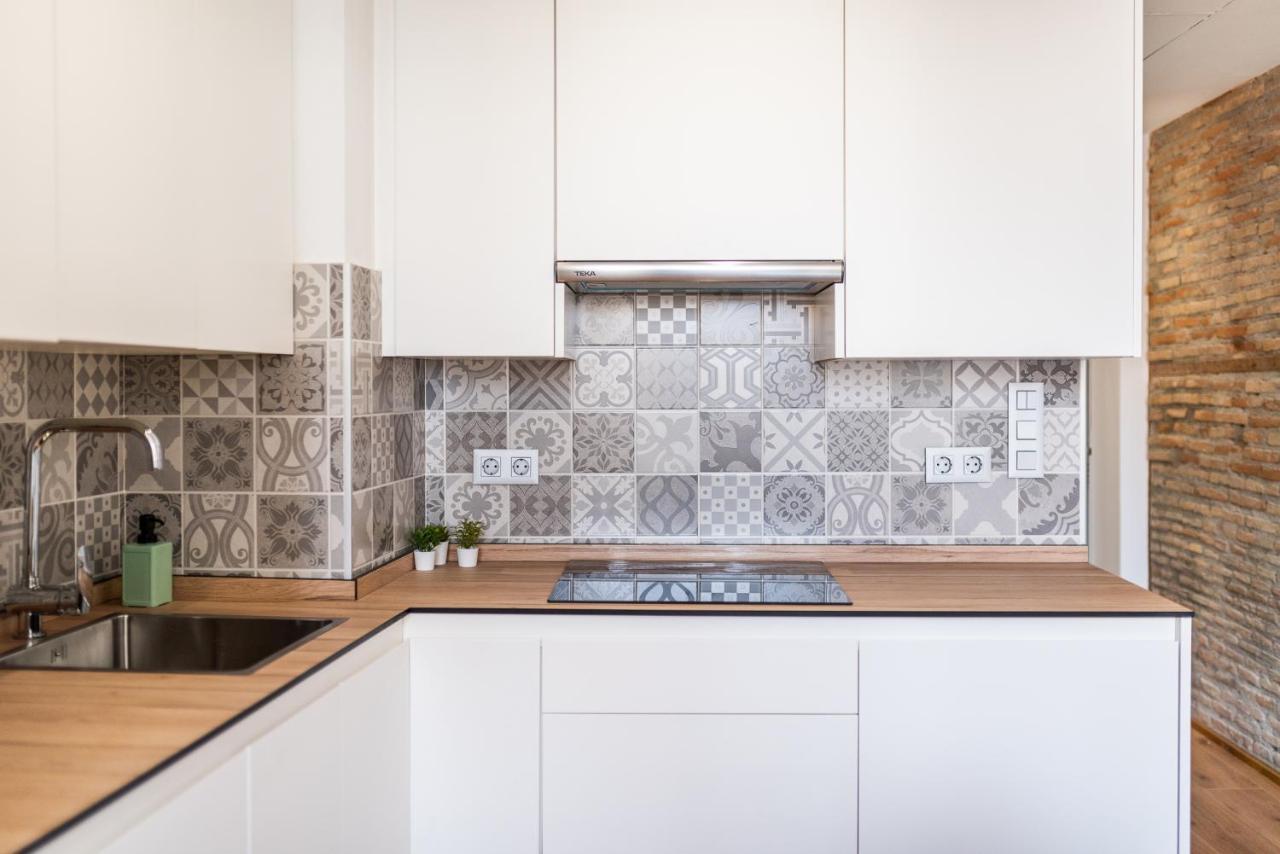 Wekey Homes Granada, Mesones Central Suites エクステリア 写真