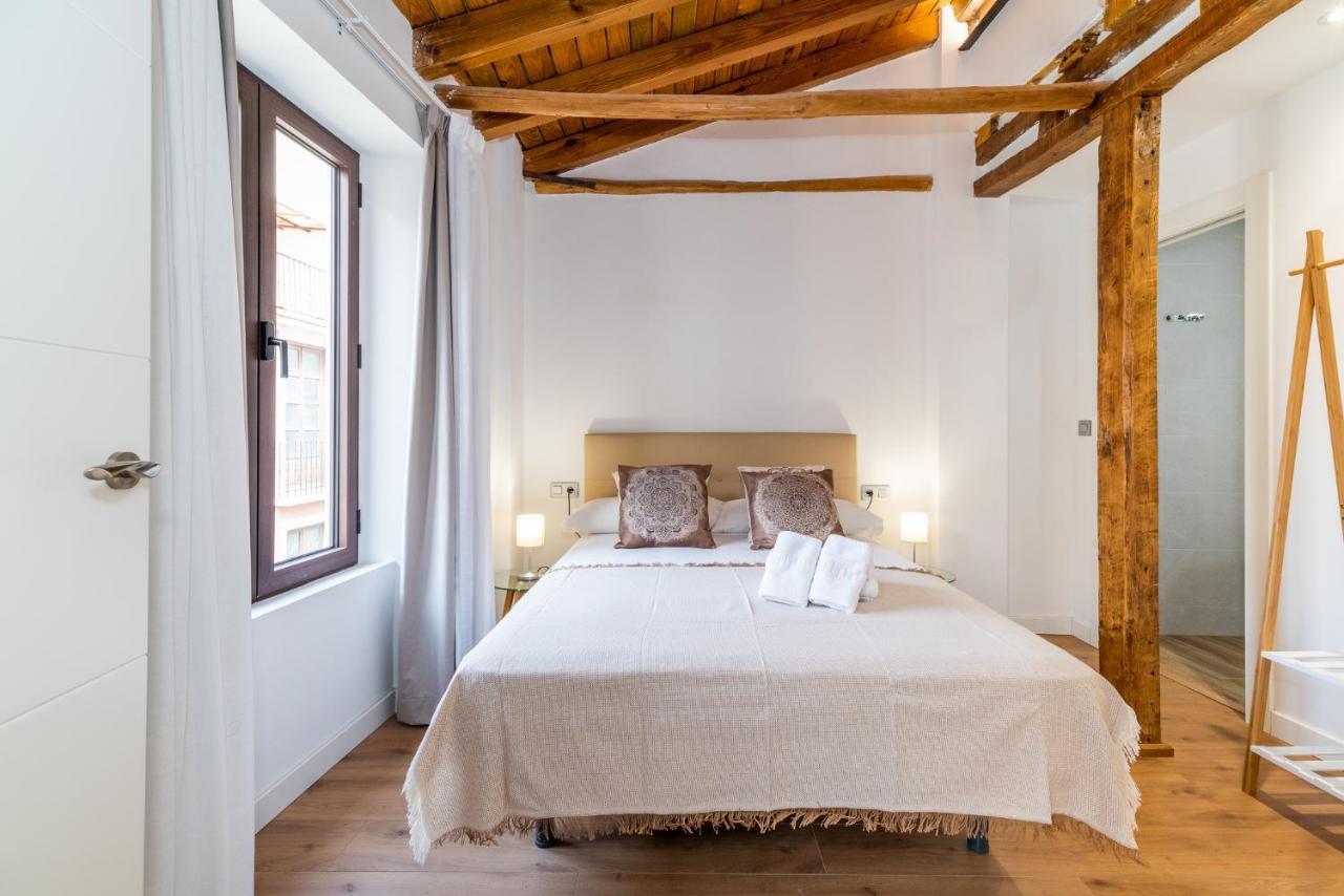 Wekey Homes Granada, Mesones Central Suites エクステリア 写真