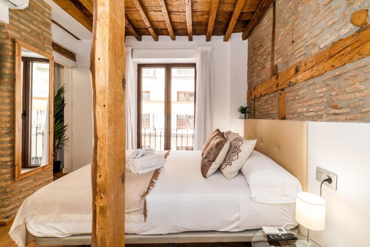 Wekey Homes Granada, Mesones Central Suites エクステリア 写真