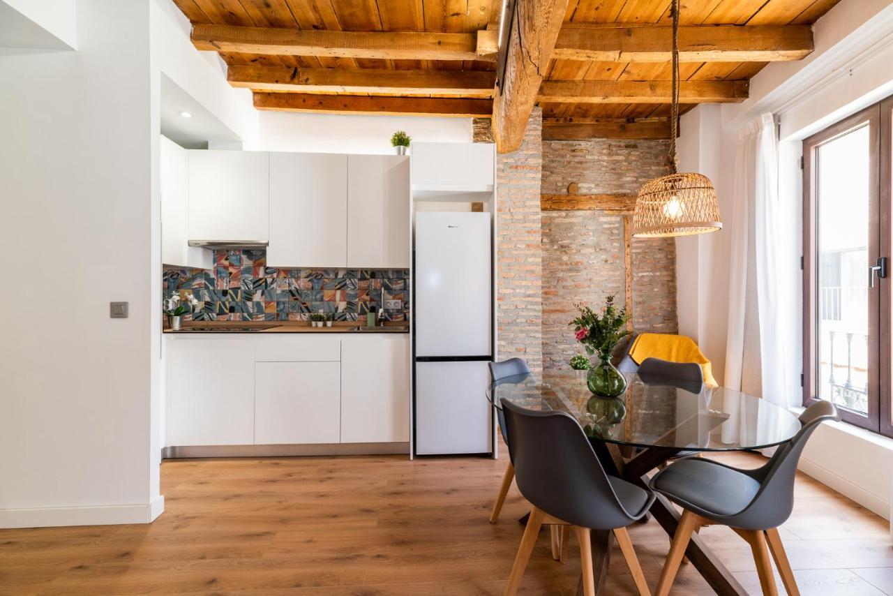 Wekey Homes Granada, Mesones Central Suites エクステリア 写真